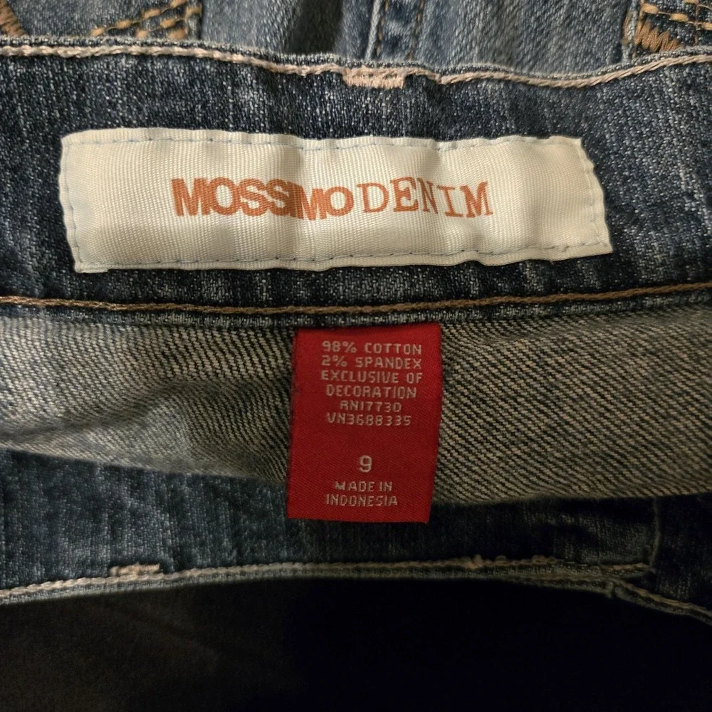 Mossimo‎ Denim Shorts Juniors 9 Blue Denim Bermuda Cuffed Embroidered Stretch